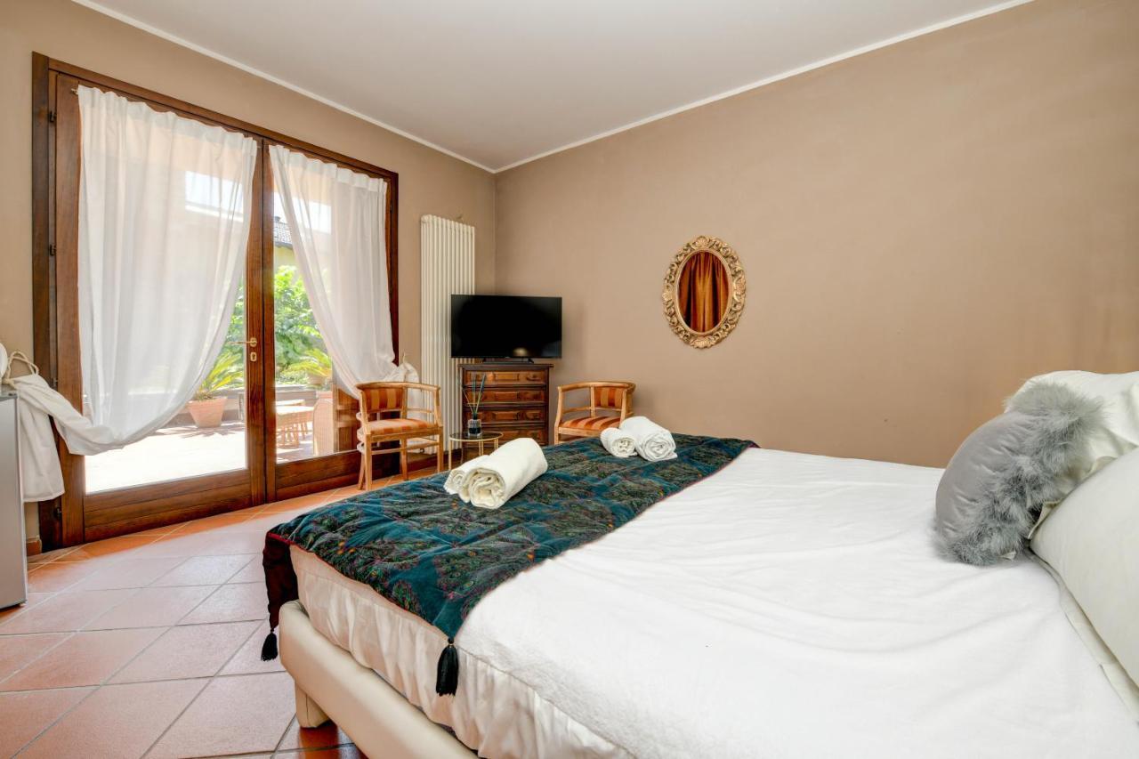 Prestige Rooms Sirmione Exterior foto